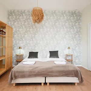 https://victus-apartamenty-apartamenty-compassi.sopothotels.com