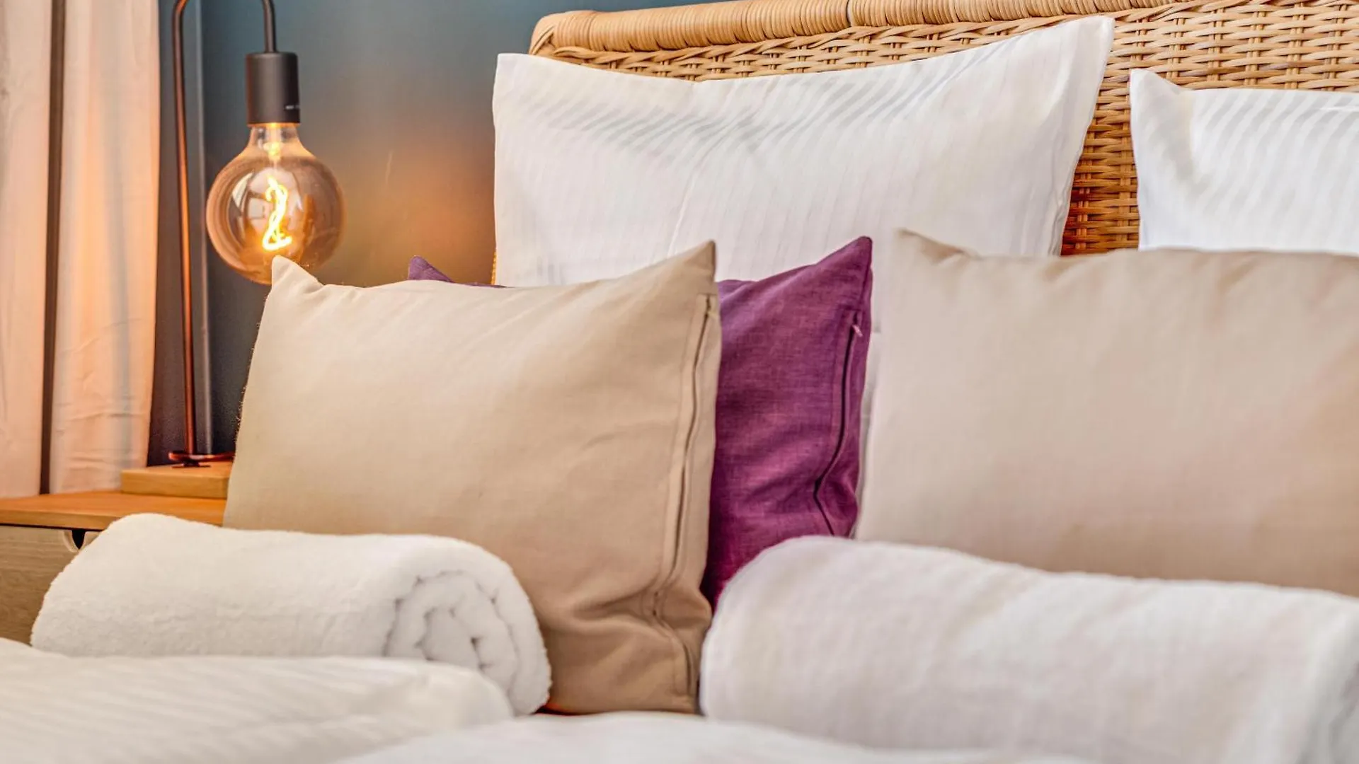 Rentplanet - Apartament Wszystkich Swietych Wrocław